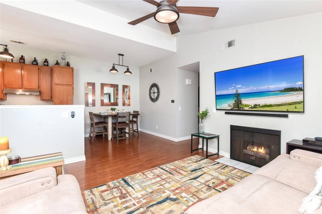 3583 W Greentree CIR #F, Anaheim, CA 92804
