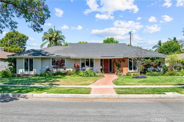 2116 N Westwood AVE, Santa Ana, CA 92706