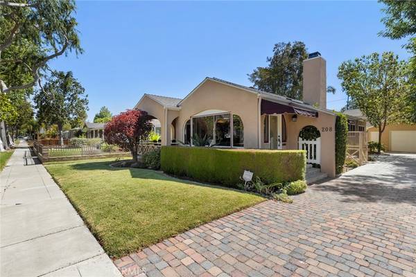 208 N Princeton AVE, Fullerton, CA 92831