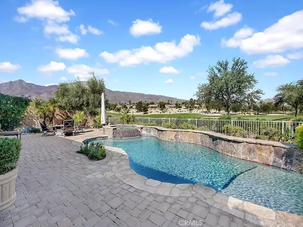 La Quinta, CA 92253,60810 Azul CT