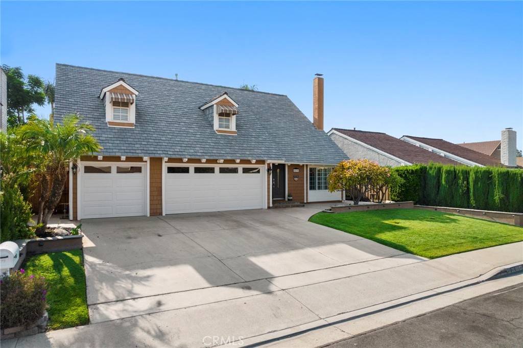 Anaheim Hills, CA 92807,579 S Circulo Lazo