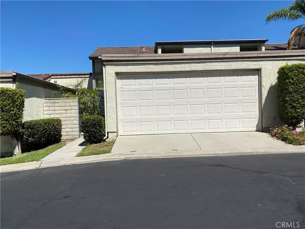 5597 E Vista Del Rio, Anaheim Hills, CA 92807