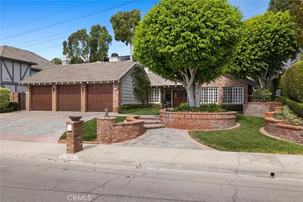 Orange, CA 92867,3911 E Rolling Green LN