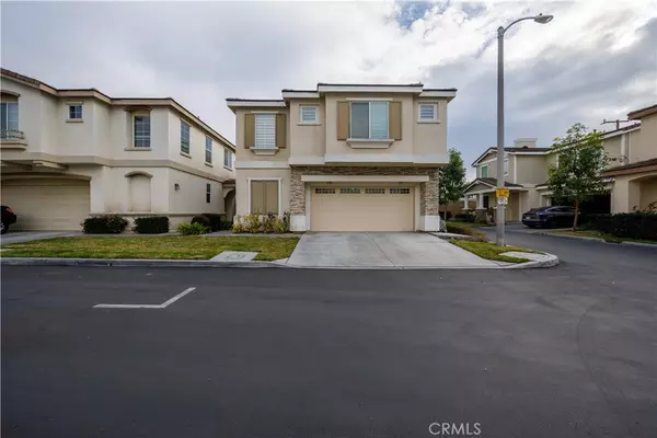 10862 Howard Dallies Jr CIR, Garden Grove, CA 92843