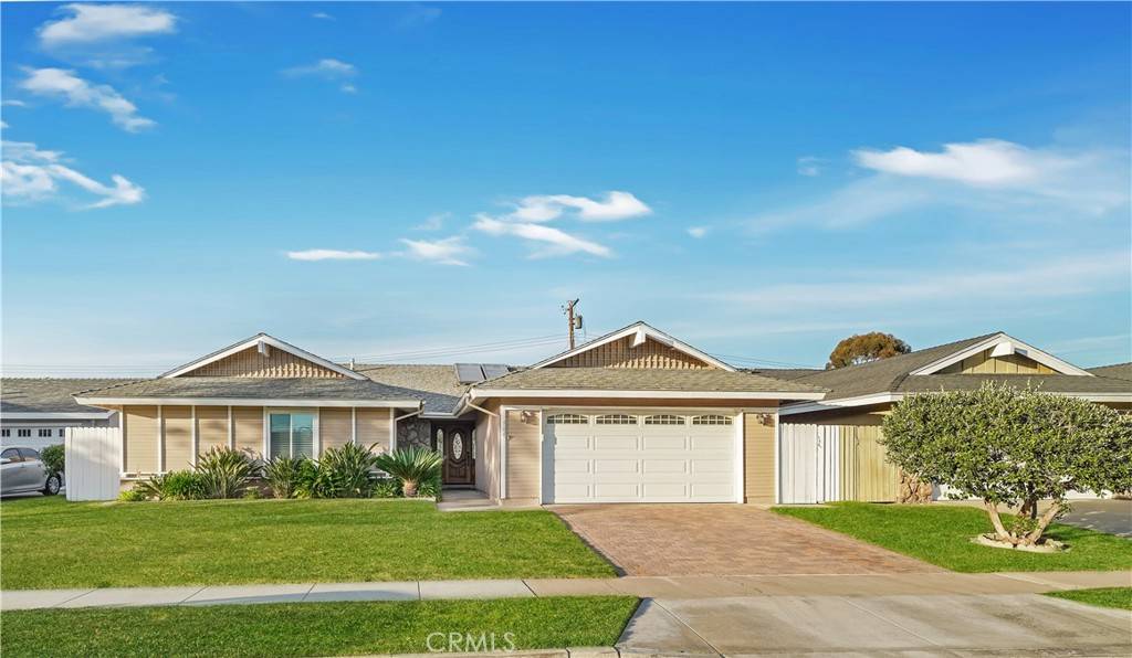 964 Lansing Ln, Costa Mesa, CA 92626