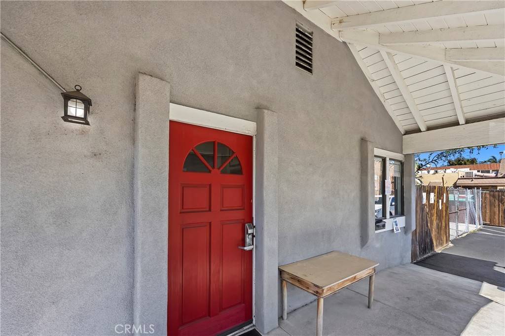 Tustin, CA 92780,14211 Newport AVE