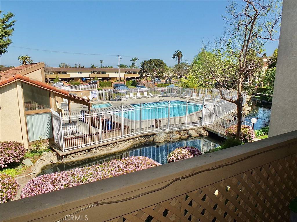 Huntington Beach, CA 92649,4852 Cabana DR #204