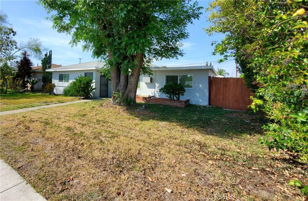 8631 Chapman AVE, Garden Grove, CA 92841