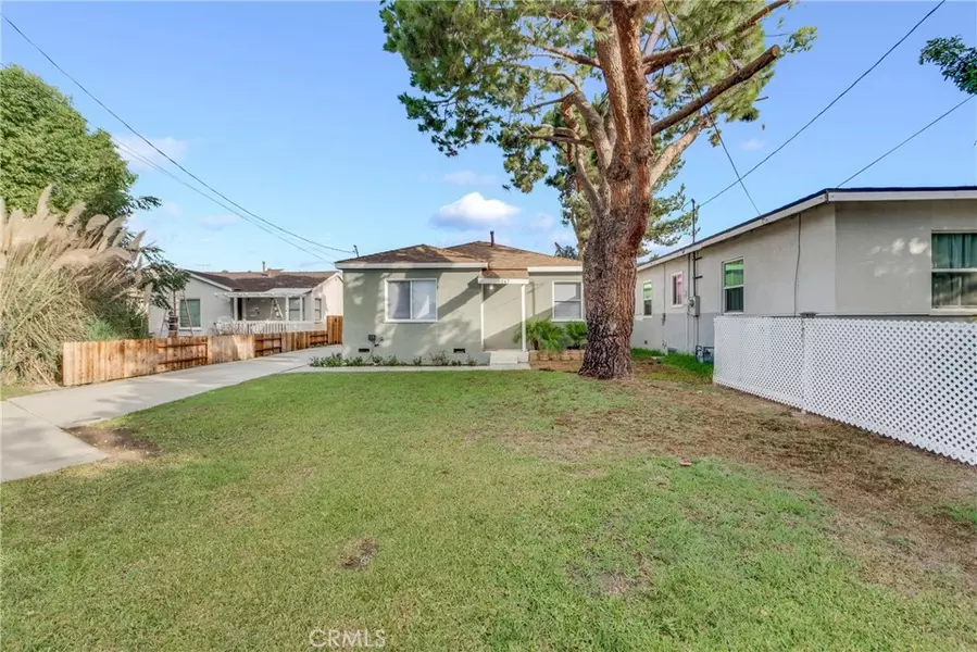 9247 Flora Vista ST, Bellflower, CA 90706