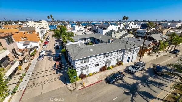 40 63rd PL, Long Beach, CA 90803