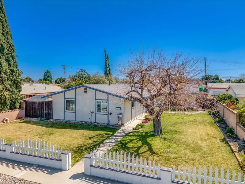 8702 Dia AVE, Westminster, CA 92683