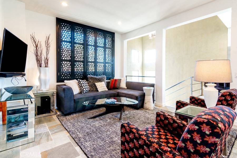 Palm Springs, CA 92264,940 E Palm Canyon DR #207