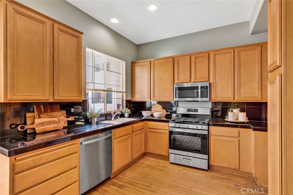 Tustin, CA 92782,2830 Ballesteros LN
