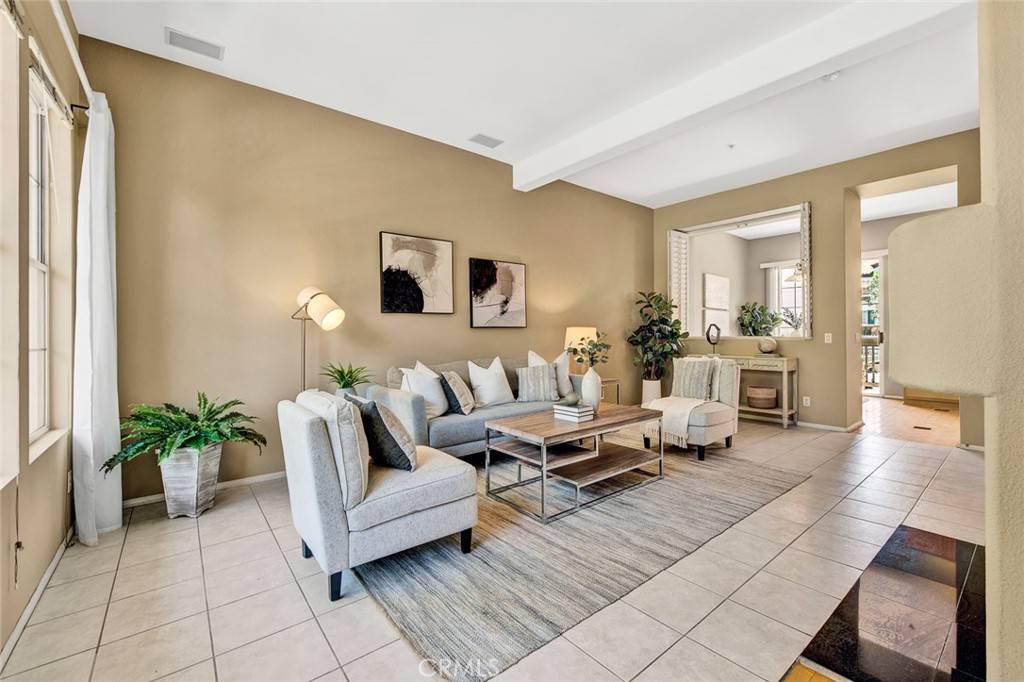 Tustin, CA 92782,2830 Ballesteros LN