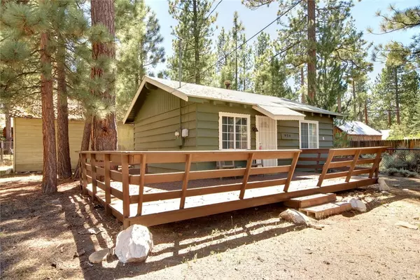 924 Sugarloaf BLVD, Big Bear City, CA 92314