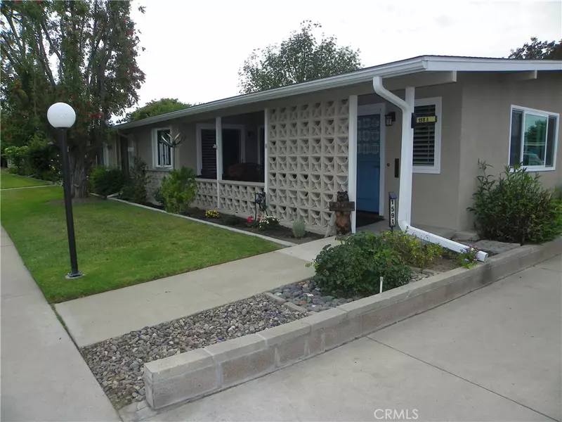 1301 KENWOOD RD, Seal Beach, CA 90740