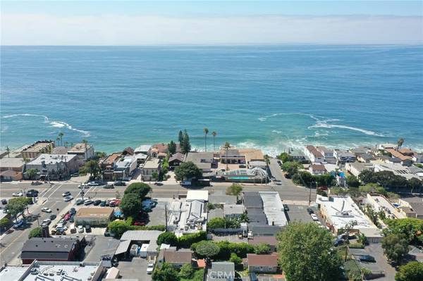 Laguna Beach, CA 92651,826 S Coast