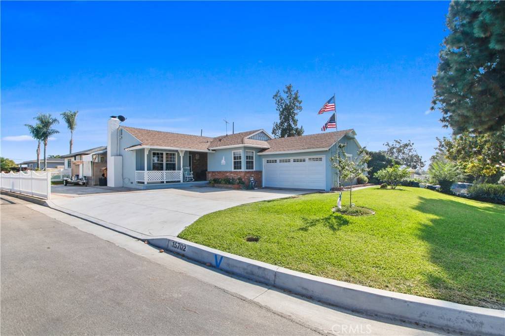 La Mirada, CA 90638,15702 El Tiro DR