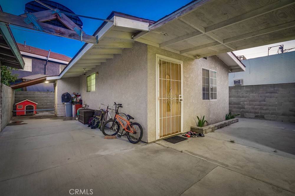 Carson, CA 90745,22039 Bolsa AVE