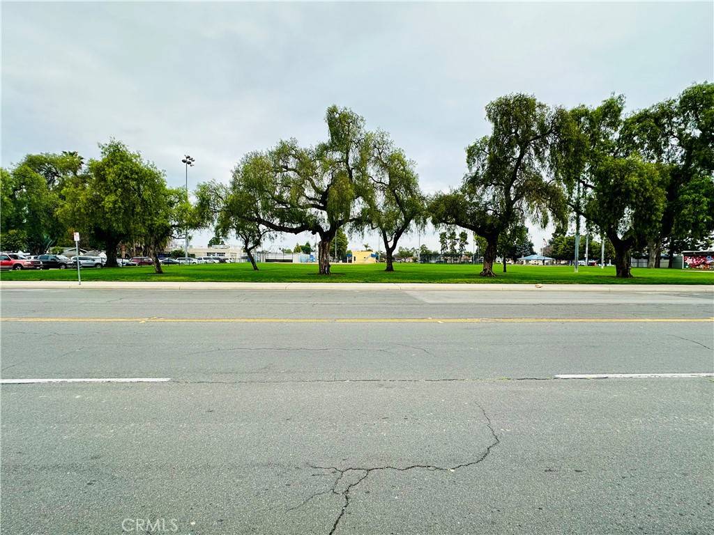 Santa Ana, CA 92703,702 N Townsend ST