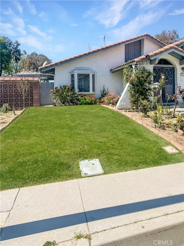 Yorba Linda, CA 92886,5921 Amberdale DR