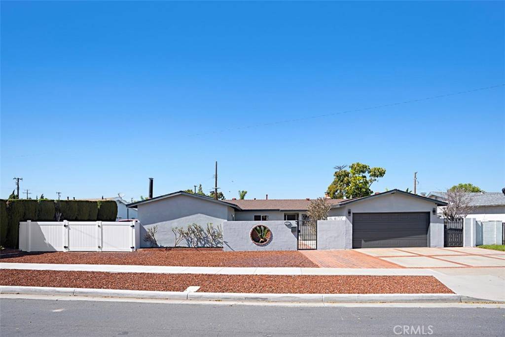 5071 New York AVE, Cypress, CA 90630