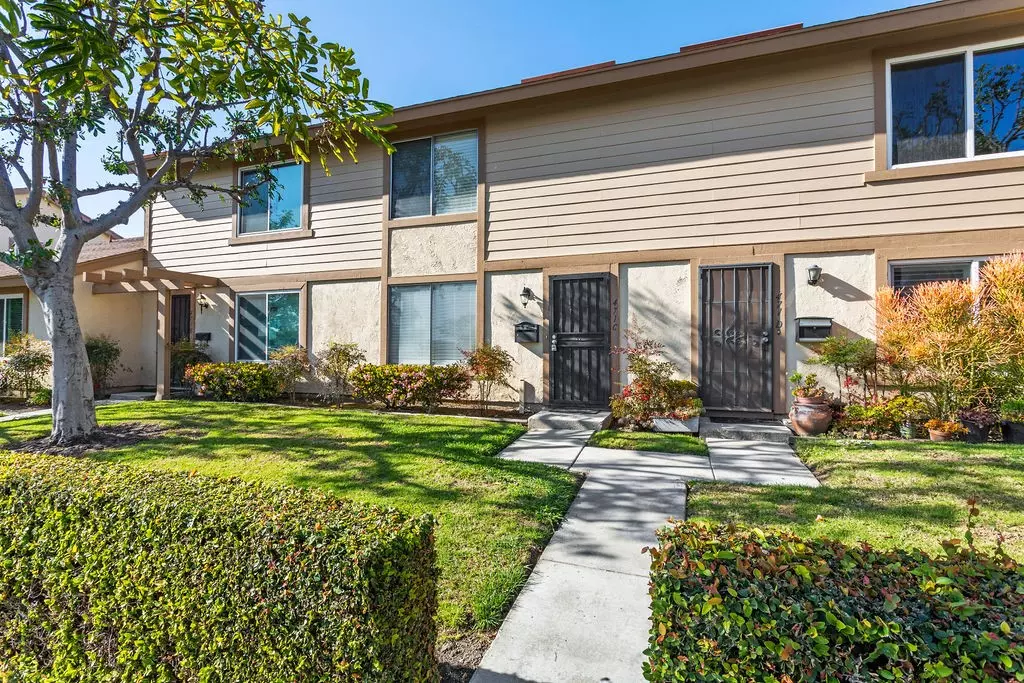 Santa Ana, CA 92707,471 W Alton AVE #C