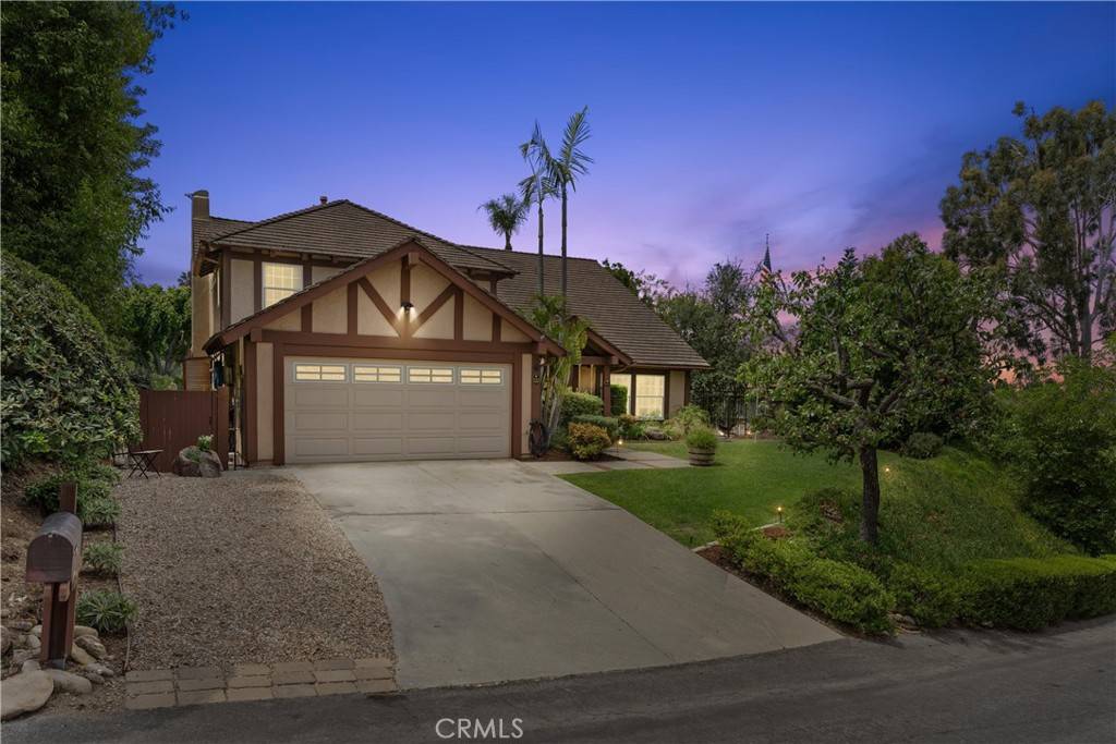 Anaheim Hills, CA 92808,341 S Yorkshire CIR