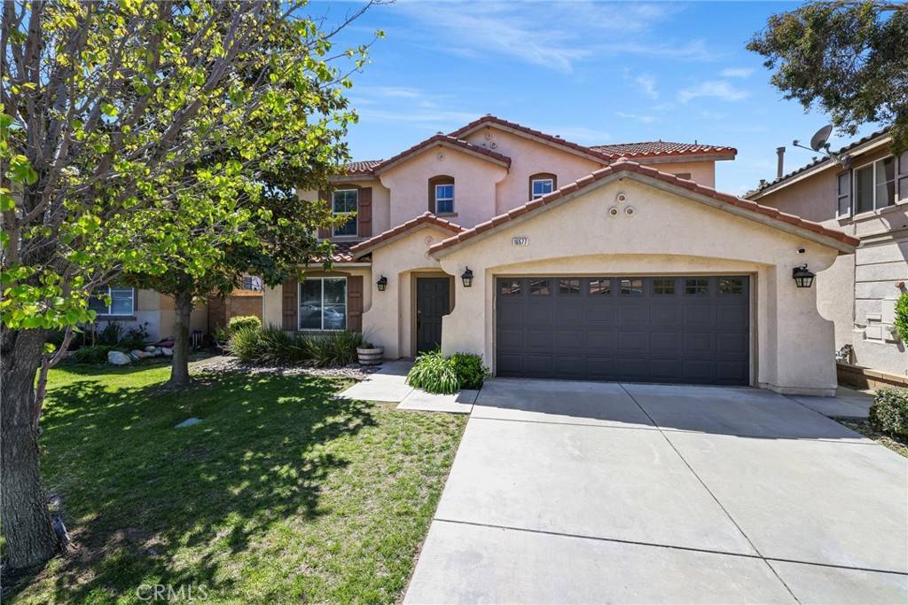 Fontana, CA 92336,16577 Shoal Creek LN