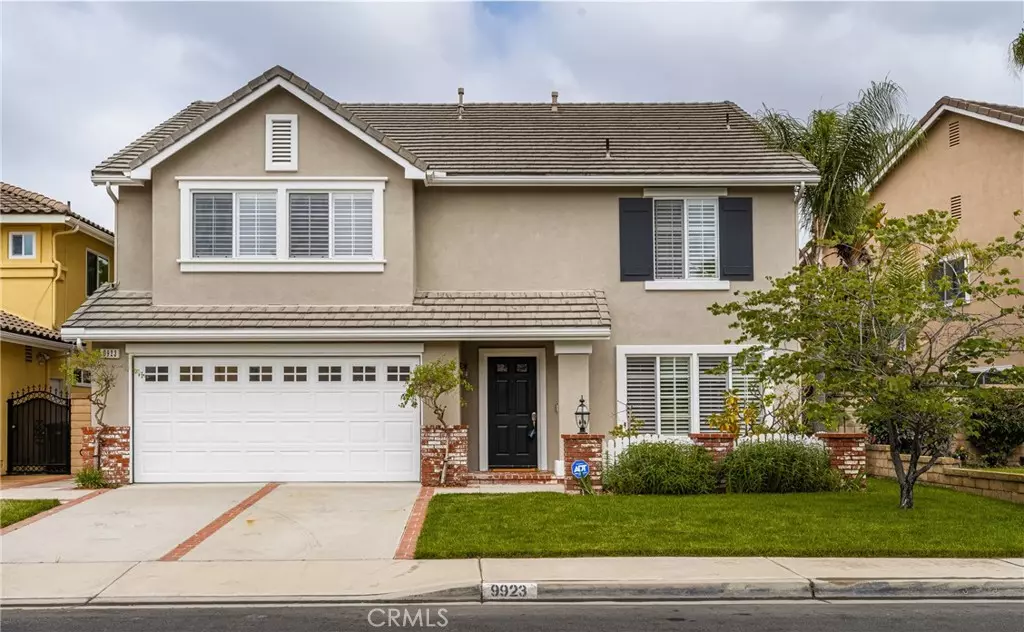 Cypress, CA 90630,9923 Carrara CIR