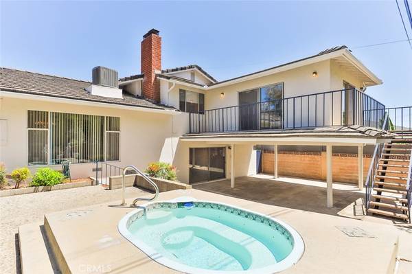 La Habra, CA 90631,1521 Roanne DR