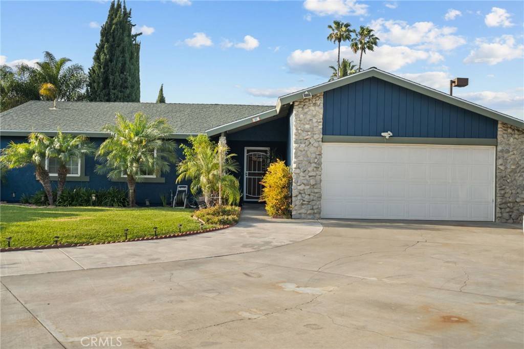 Pomona, CA 91766,303 Bardley CT