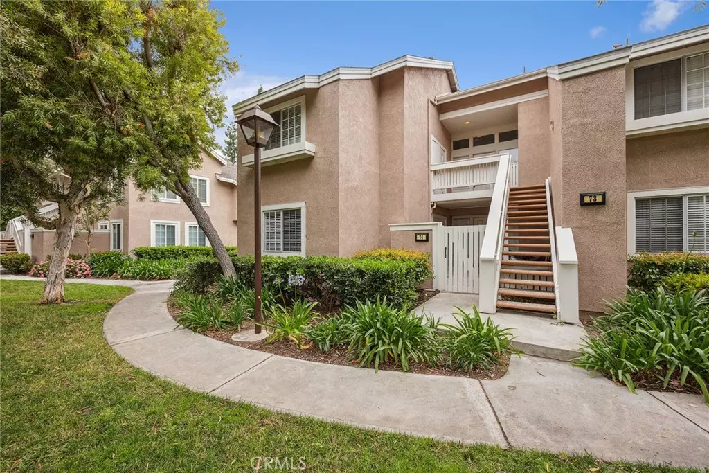 Irvine, CA 92614,74 Woodleaf