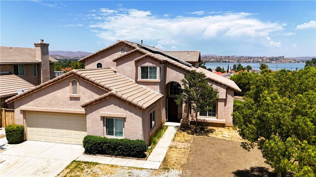 Lake Elsinore, CA 92530,15770 Half Moon DR