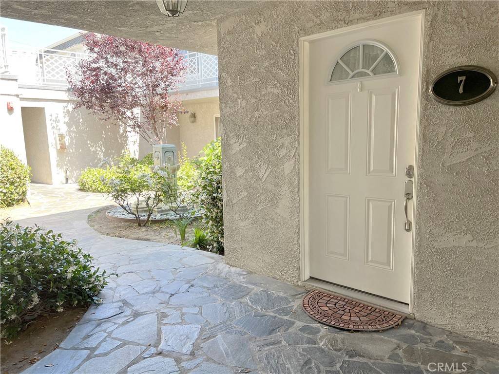 Long Beach, CA 90804,1720 Newport AVE #7