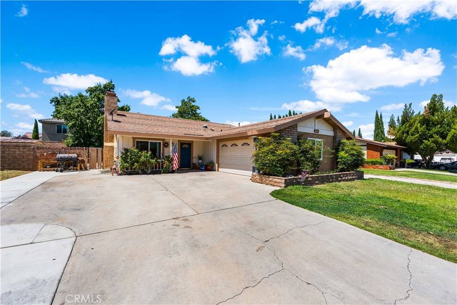 43019 Bloomingpark ST, Lancaster, CA 93536