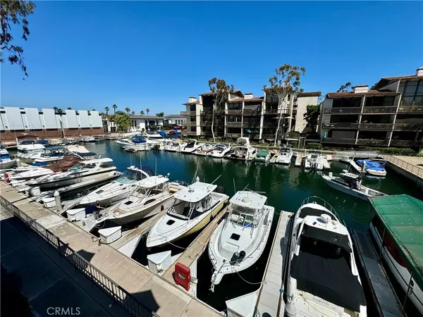 8222 Marina Pacifica DR N, Long Beach, CA 90803