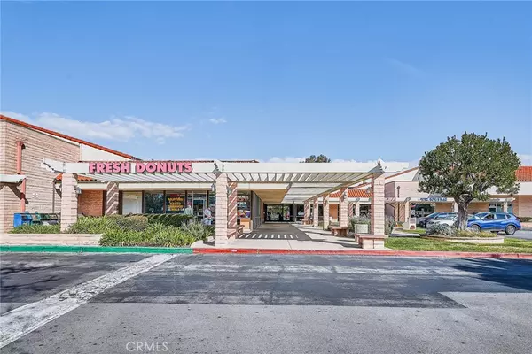 Thousand Oaks, CA 91360,413 E AVENIDA DE LOS ARBOLES