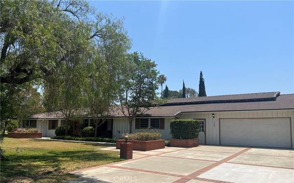 1100 Valencia Mesa Drive, Fullerton, CA 92833