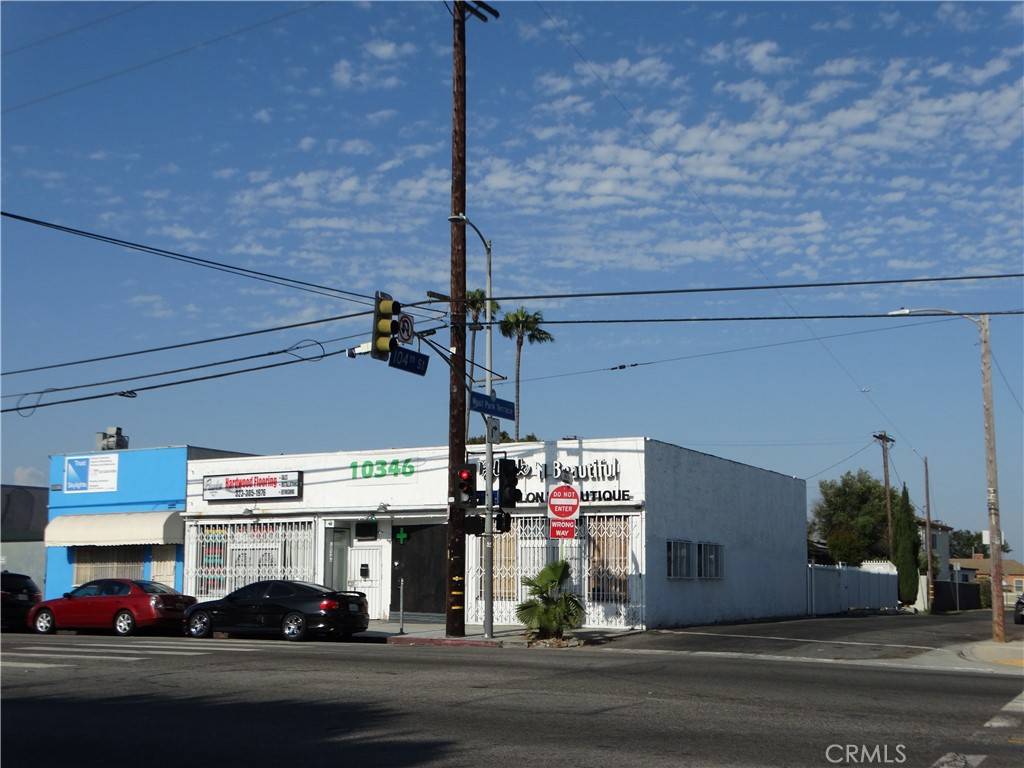 Los Angeles, CA 90047,10344 S Western AVE