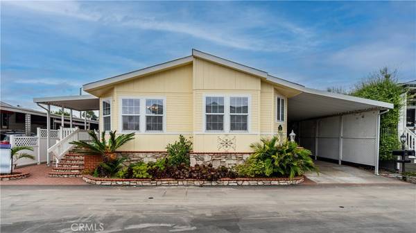 4222 Lahaina DR, Huntington Beach, CA 92649