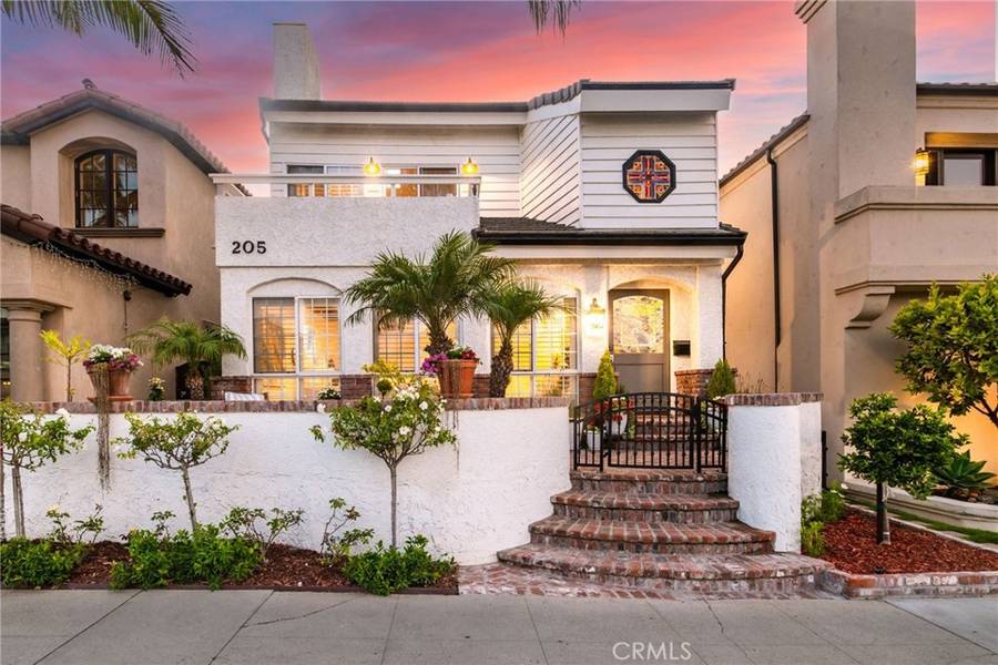 205 4th ST, Seal Beach, CA 90740