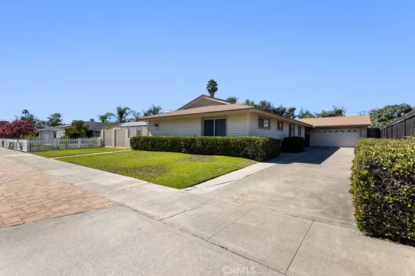 Orange, CA 92869,3101 E Garnet LN