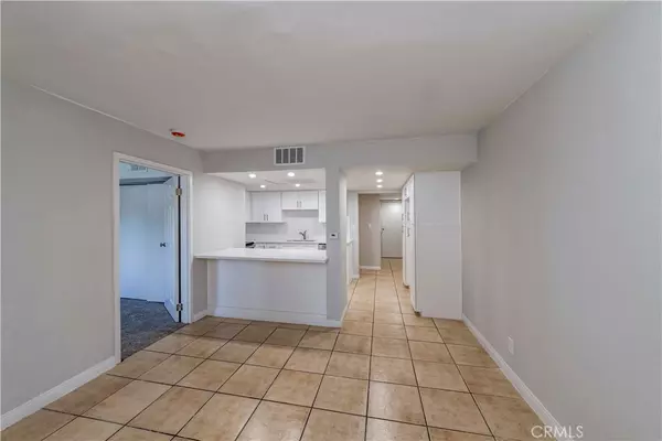 Long Beach, CA 90813,1450 Locust AVE #115