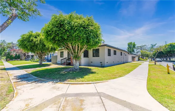 5902 Deerford ST, Lakewood, CA 90713