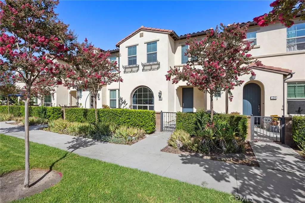 Lake Forest, CA 92630,19 Finch