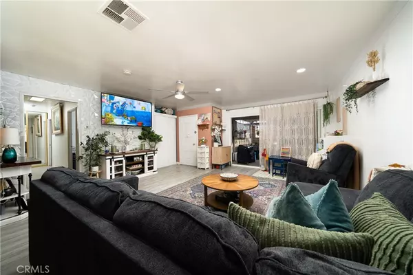 Laguna Hills, CA 92656,23361 Via San Gabriel