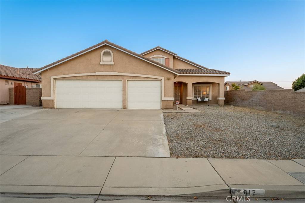 Fontana, CA 92336,15817 Mariposa DR