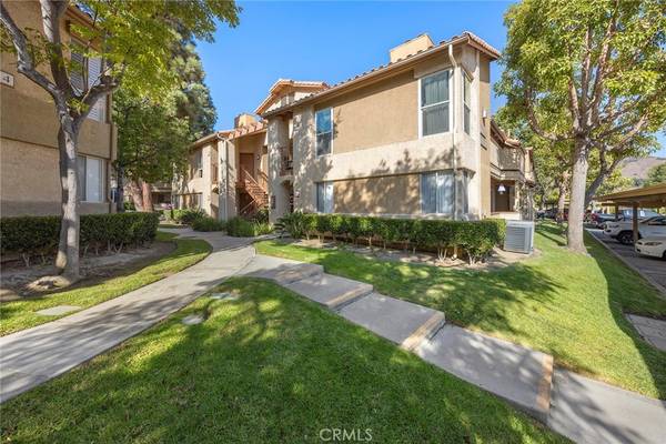 Yorba Linda, CA 92887,5045 Twilight Canyon RD #33F