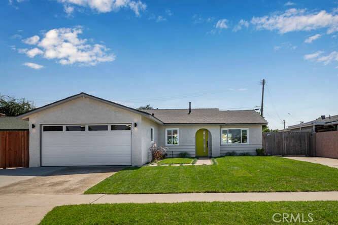 Westminster, CA 92683,8962 Bishop AVE